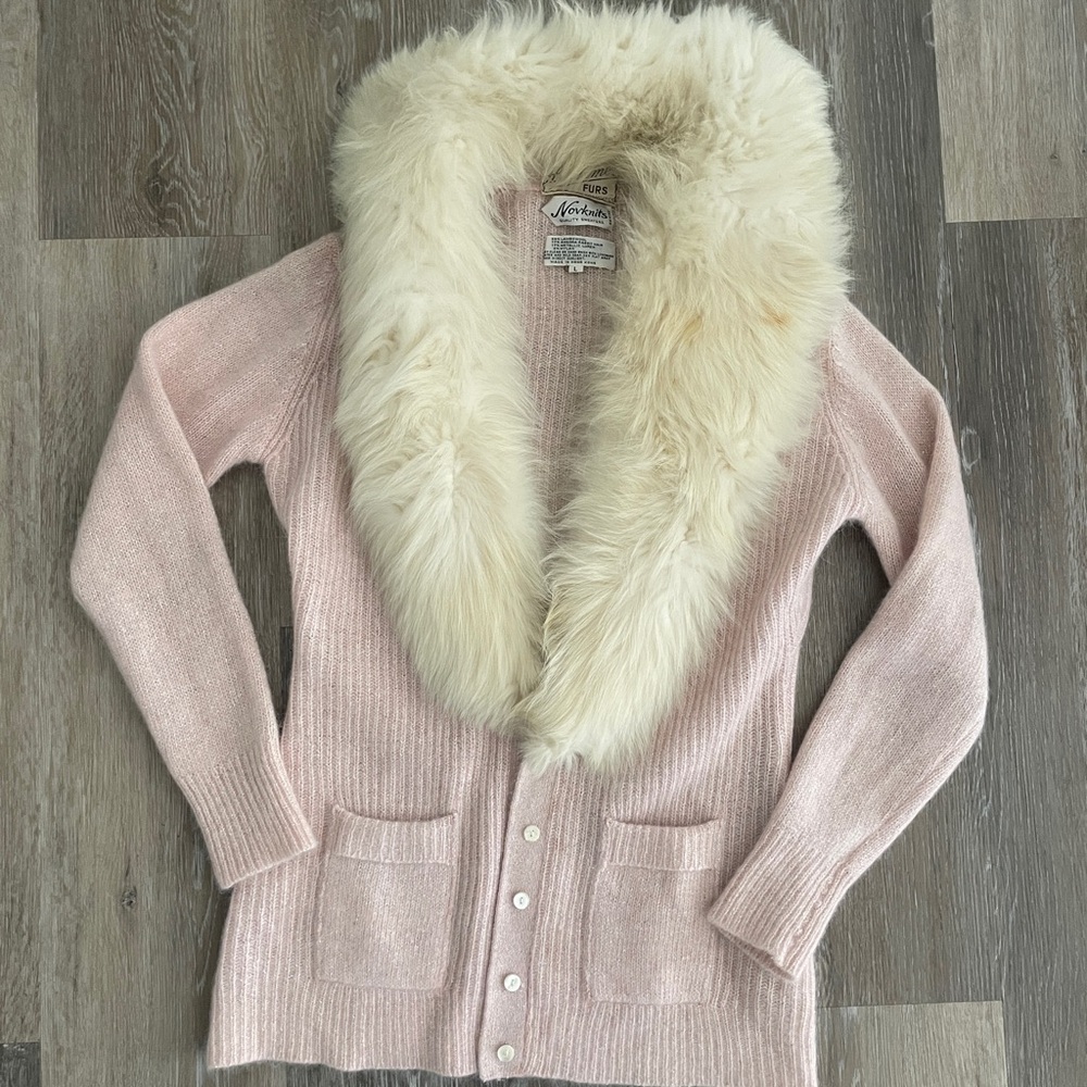 Vintage Women's Pink Sweater with Real Fur Collar
